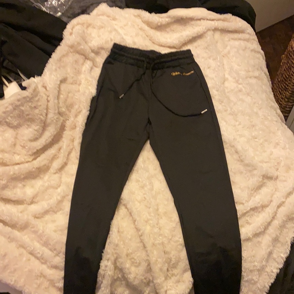 Whitney Simmons joggers NWOT size small
